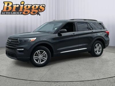 2023 Ford Explorer — side profile view
