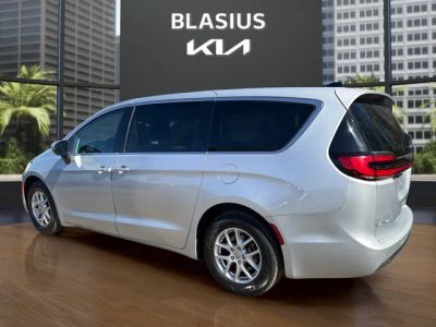 2023 Chrysler Pacifica — rear three-quarter view