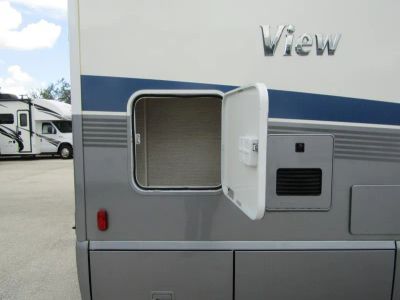 2024 Winnebago VIEW - Photo 23