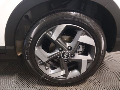 2025 Hyundai Venue - Photo 10