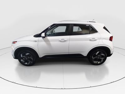 2025 Hyundai Venue - Photo 4