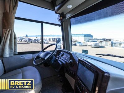 2020 Thor Motor Coach Hurricane — photo 11 view