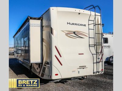 2020 Thor Motor Coach Hurricane — interior view