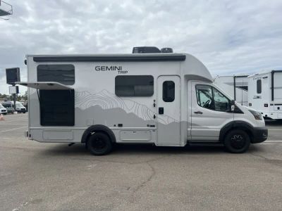 2026 Thor Motor Coach GEMINI — photo 17 view