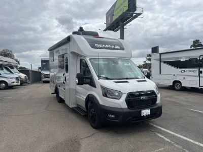 2026 Thor Motor Coach GEMINI — front three-quarter view