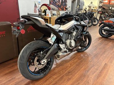 2025 CFMOTO 675SS - Photo 5