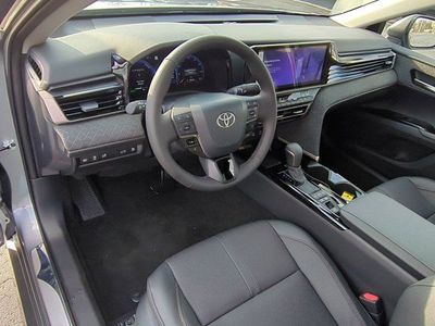 2026 Toyota Camry - Photo 9