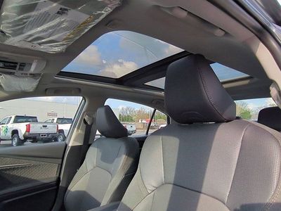 2026 Toyota Camry - Photo 10