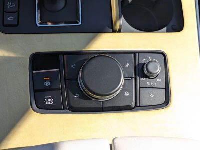 2026 Mazda CX-90 — photo 26 view