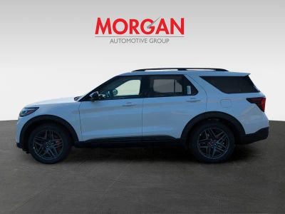 2026 Ford Explorer — photo 8 view