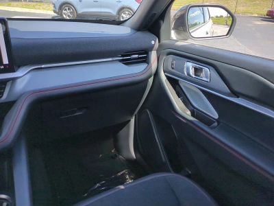 2026 Ford Explorer — photo 16 view