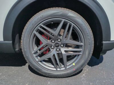 2026 Ford Explorer — photo 11 view