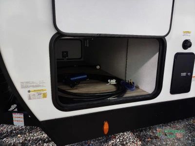 2026 Venture RV SportTrek — photo 15 view