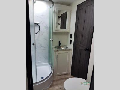 2026 Venture RV SportTrek — photo 42 view