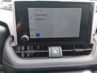 2024 Toyota RAV4 - Photo 22