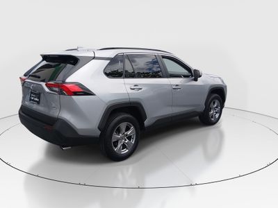 2024 Toyota RAV4 - Photo 7