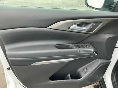 2026 Chevrolet Traverse — photo 16 view