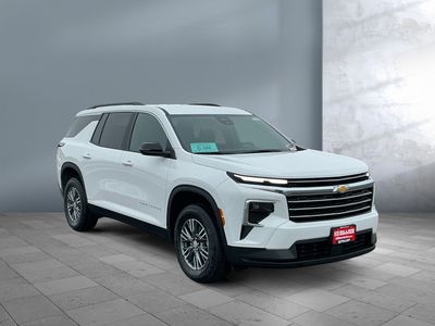 2026 Chevrolet Traverse — photo 8 view