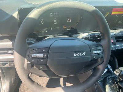 2026 Kia K4 — photo 14 view