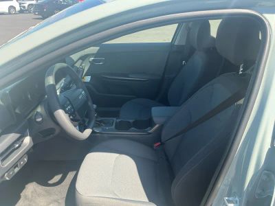 2026 Kia K4 — photo 10 view