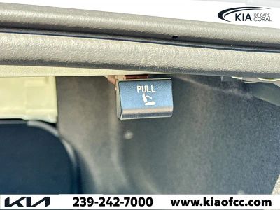 2026 Kia K5 — photo 12 view