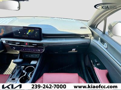 2026 Kia K5 — photo 17 view