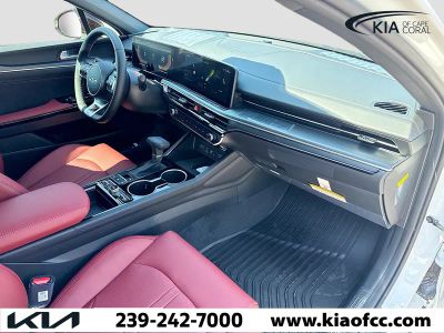2026 Kia K5 — photo 13 view