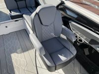 2026 Yamaha 255 XE - Photo 37