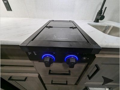 2026 Grand Design Transcend One - Photo 20