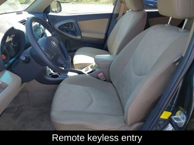2011 Toyota RAV4 Base — photo 15 view