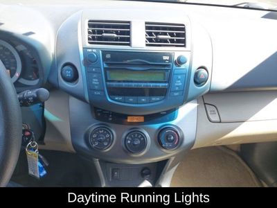 2011 Toyota RAV4 Base — photo 20 view