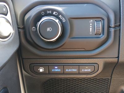 2024 Jeep Wrangler 4xe - Photo 19