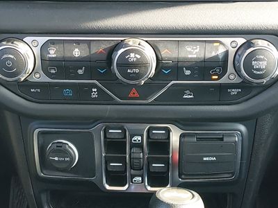 2024 Jeep Wrangler 4xe - Photo 13
