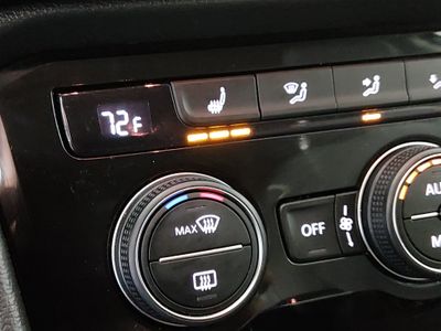 2024 Volkswagen Taos - Photo 17