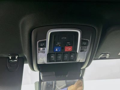 2021 Ram 1500 — photo 18 view