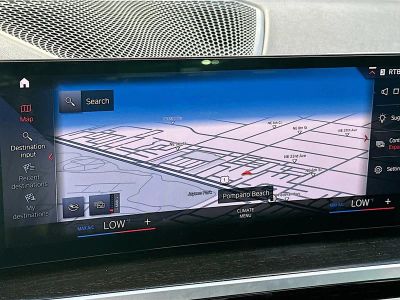 2023 BMW 3 Series — photo 14 view