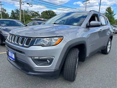 2019 Jeep Compass — detail view