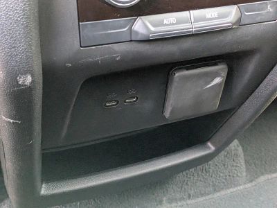 2024 GMC Acadia — photo 16 view