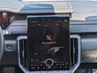 2024 GMC Acadia — photo 20 view