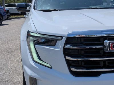 2024 GMC Acadia — photo 10 view