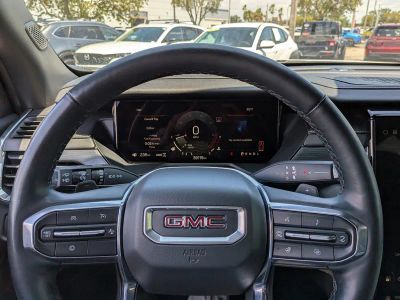 2024 GMC Acadia — photo 27 view