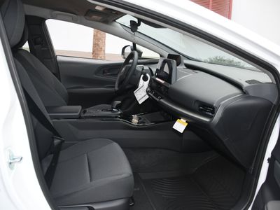 2026 Toyota Prius - Photo 11