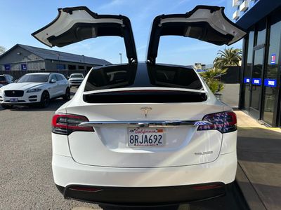 2020 Tesla Model X — photo 24 view