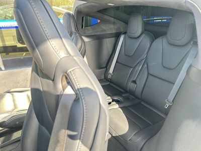 2020 Tesla Model X — photo 13 view