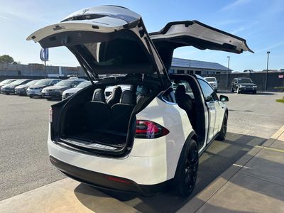 2020 Tesla Model X — photo 31 view