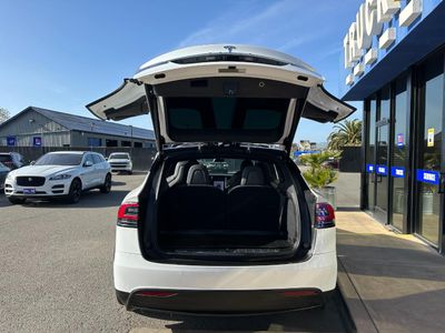 2020 Tesla Model X — photo 29 view