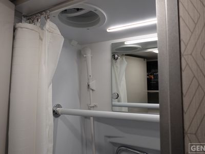 2026 Thor Motor Coach Sanctuary - Photo 15