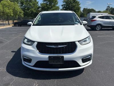 2023 Chrysler Pacifica - Photo 8