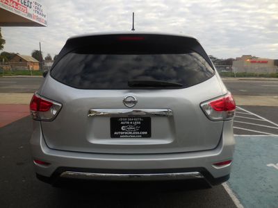 2015 Nissan Pathfinder - Photo 4