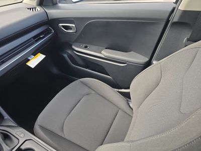 2026 Kia K4 — photo 15 view